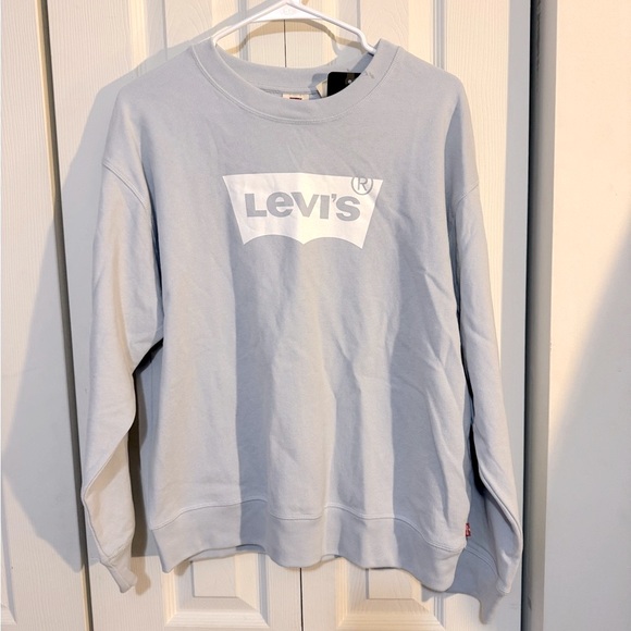 Large Levi’s Crewneck. - Picture 2 of 6